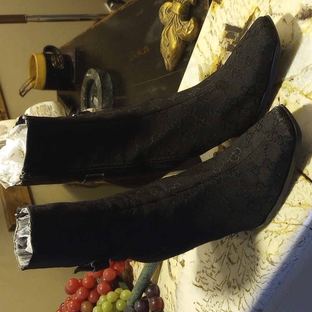 Women's Black Gucci Ankle Boot size 40 - Picture 8 of 8